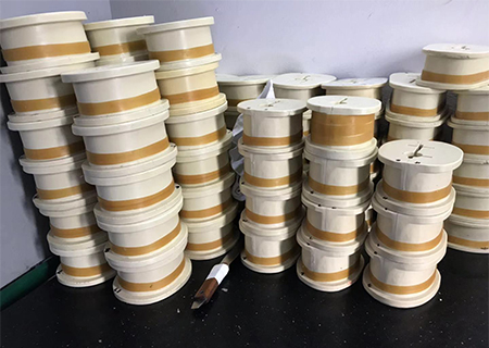 硅膠灌模出現(xiàn)冒泡，啥情況